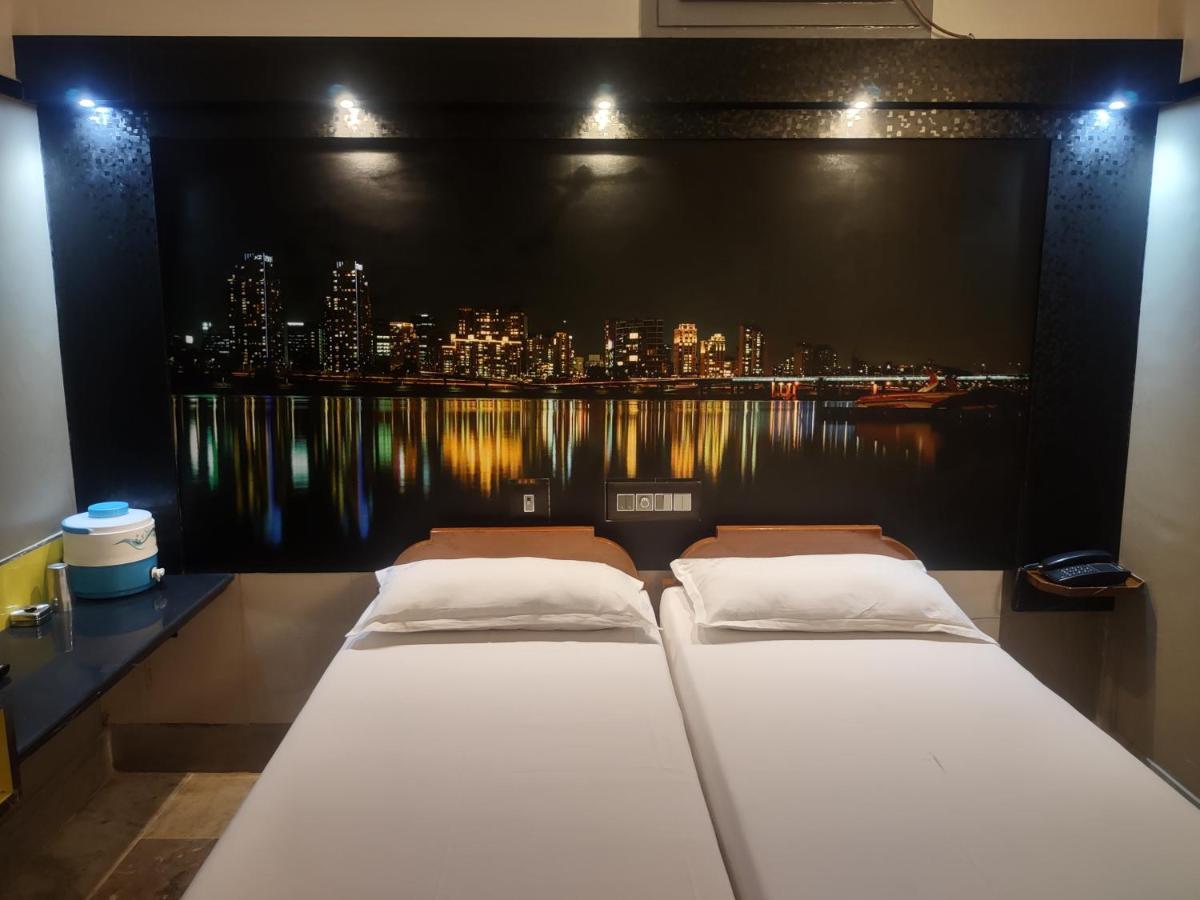 Krishna Lodge Tiruchirappalli Εξωτερικό φωτογραφία