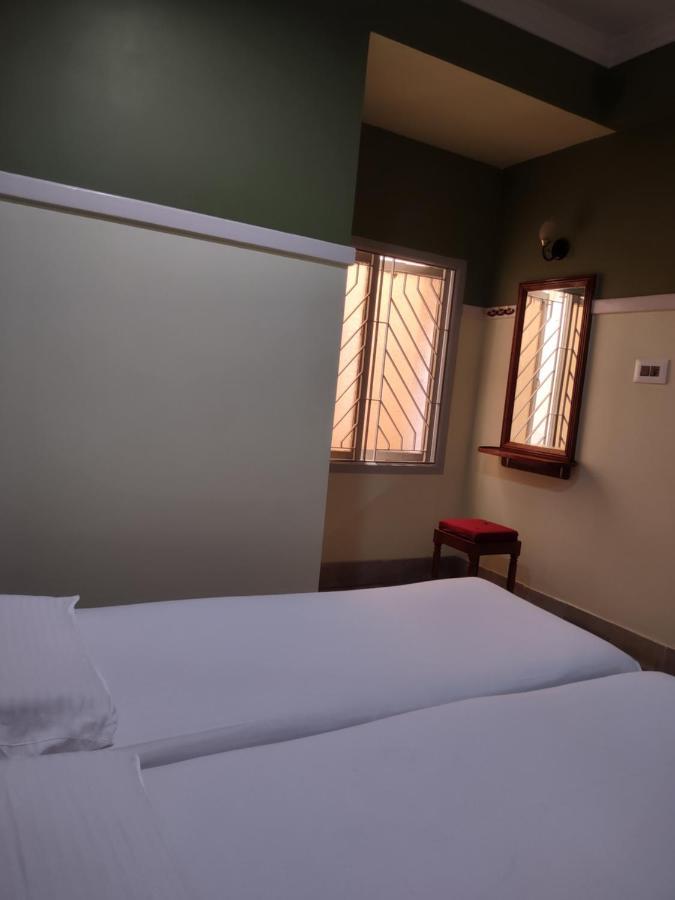 Krishna Lodge Tiruchirappalli Εξωτερικό φωτογραφία