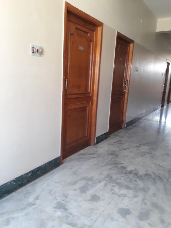 Krishna Lodge Tiruchirappalli Εξωτερικό φωτογραφία