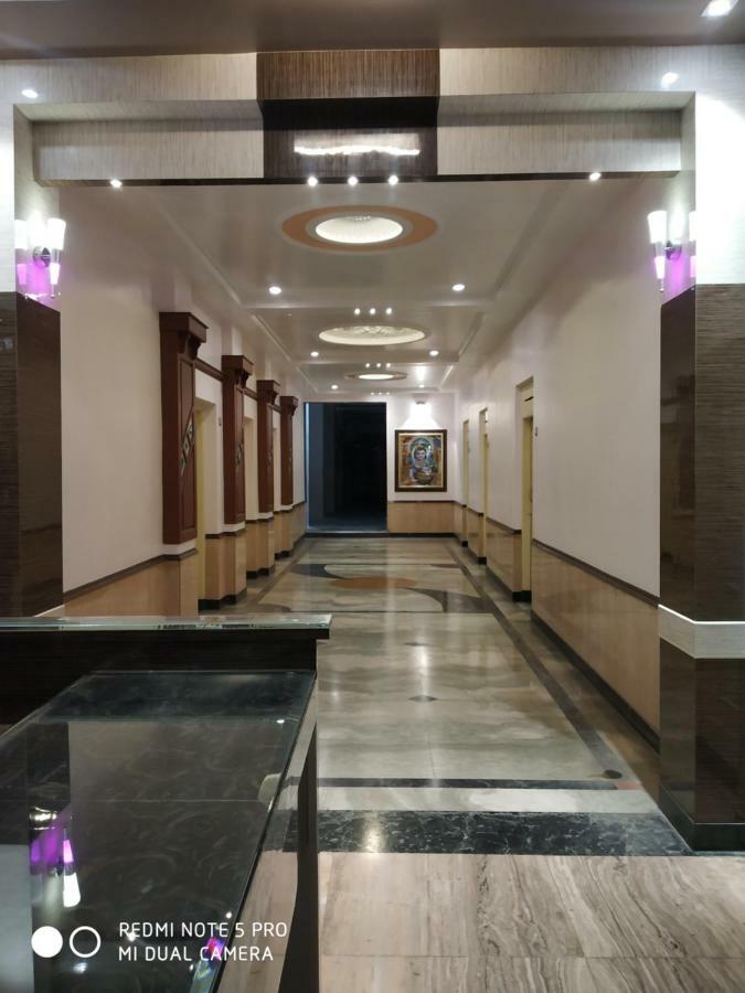 Krishna Lodge Tiruchirappalli Εξωτερικό φωτογραφία