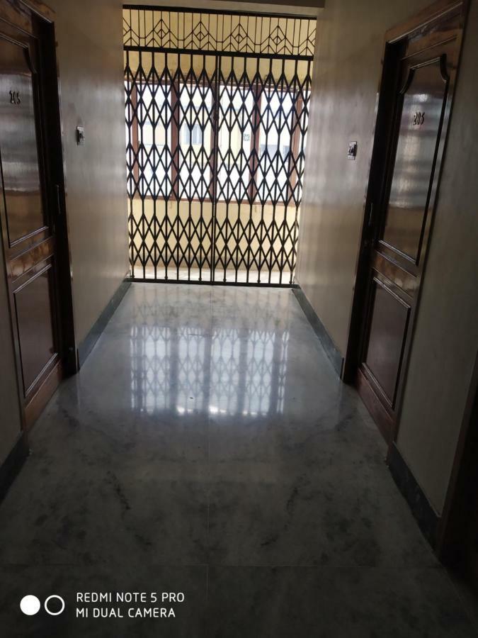 Krishna Lodge Tiruchirappalli Εξωτερικό φωτογραφία